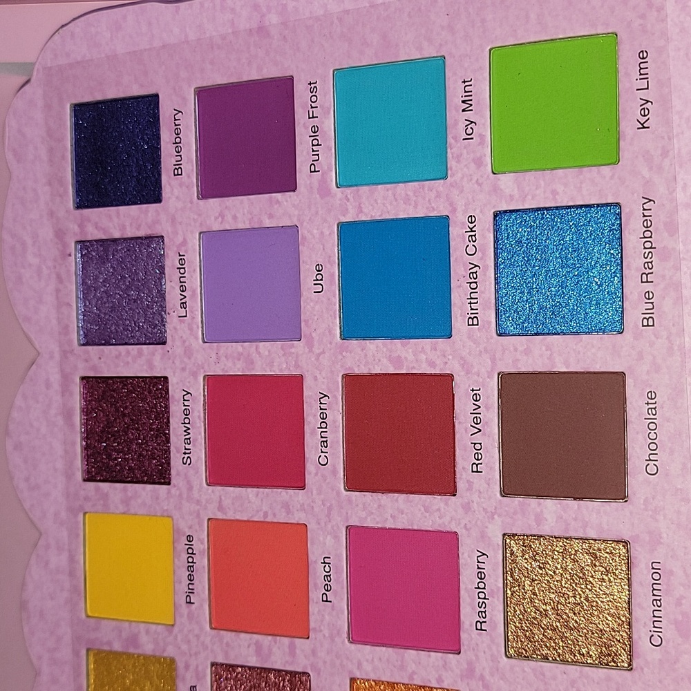 Glamlite Cake Eyeshadow Palette - Picture 4 of 4